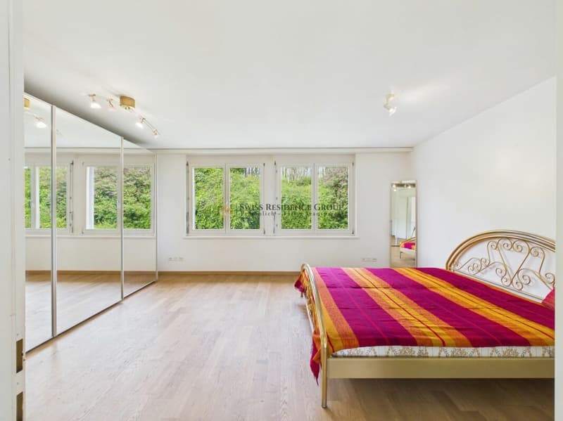 Exklusives 4.5-Zimmer-Reiheneinfamilienhaus mit unvergleichlicher See-, Schloss- und Bergsicht (6)