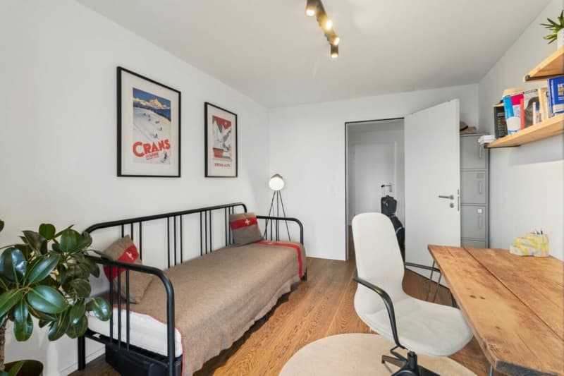 Moderner Eigentumsstandard mit See- und Bergsicht (10)