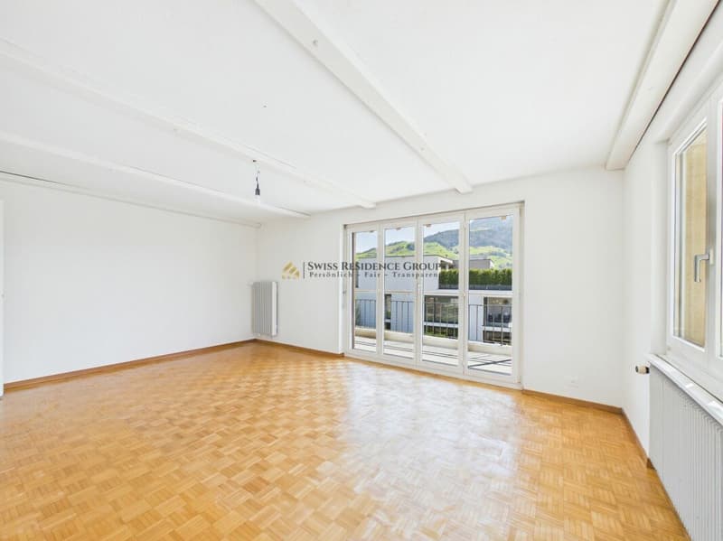 Exklusive 5.5-Zimmer-Terrassenwohnung mit See- und Bergsicht in Küssnacht (6)