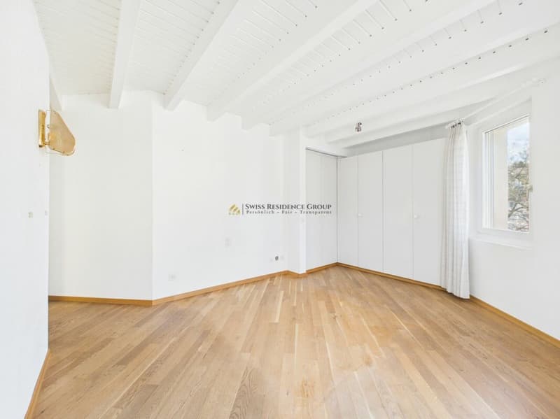 Einfamilienhaus mit grossem Grundstück & angrenzender Landwirtschaftsparzelle (8)