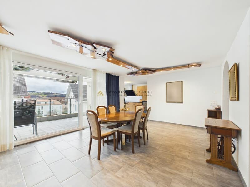 Luxus trifft Lebensqualität - Exklusive 5.5-Zimmer-Wohnung mit attraktivem Steuerfuss (7)