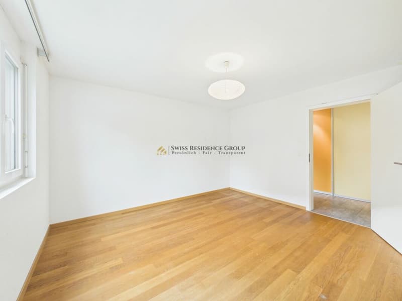 Luxus trifft Lebensqualität - Exklusive 5.5-Zimmer-Wohnung mit attraktivem Steuerfuss (8)