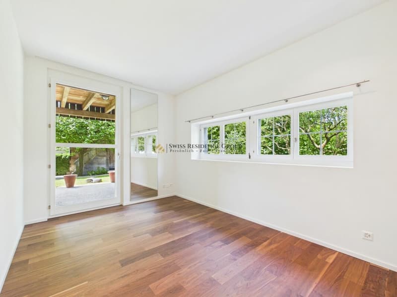 Hochwertig renoviert mit Bauernhaus-Charme, grosser Veranda und Seesicht (8)