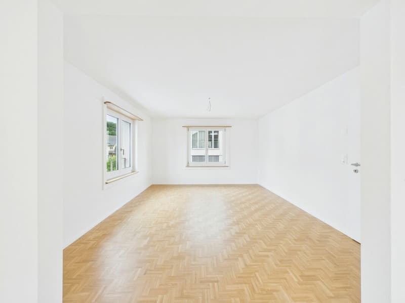 Erstbezug: Exklusive 3.5-Zimmer-Wohnung mit traumhafter Dachterrasse (4)
