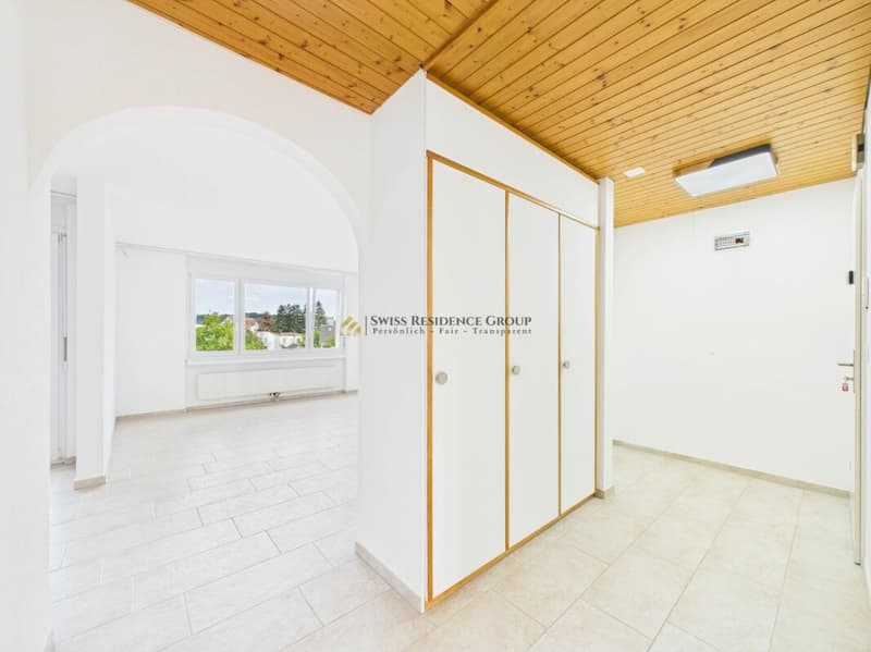 Attraktive 4.5-Zimmer-Wohnung mit Balkon und Top-Anbindung (2)