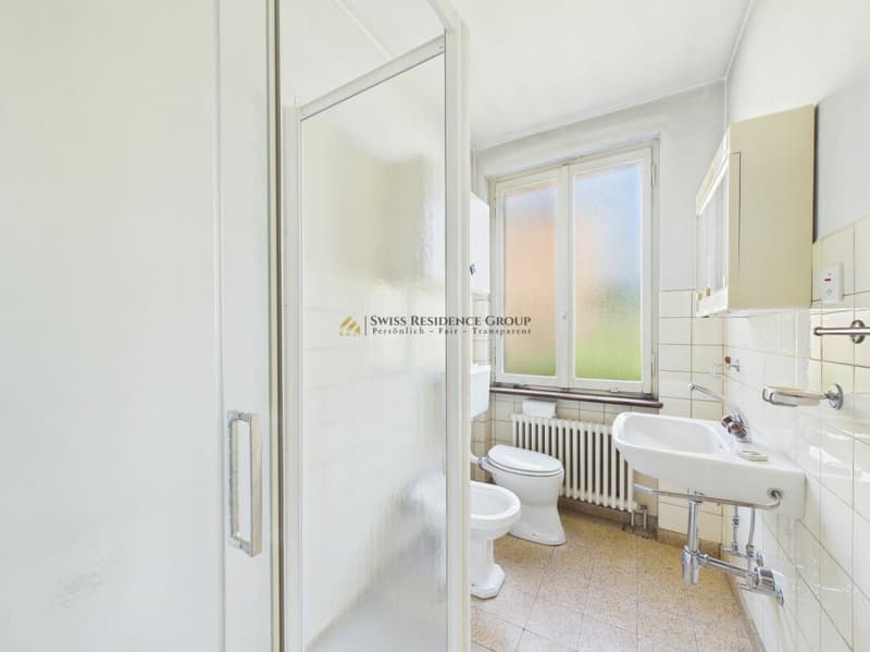 Casa unifamiliare di 7 locali con ufficio, ampio giardino e importante potenziale di ampliamento (13)