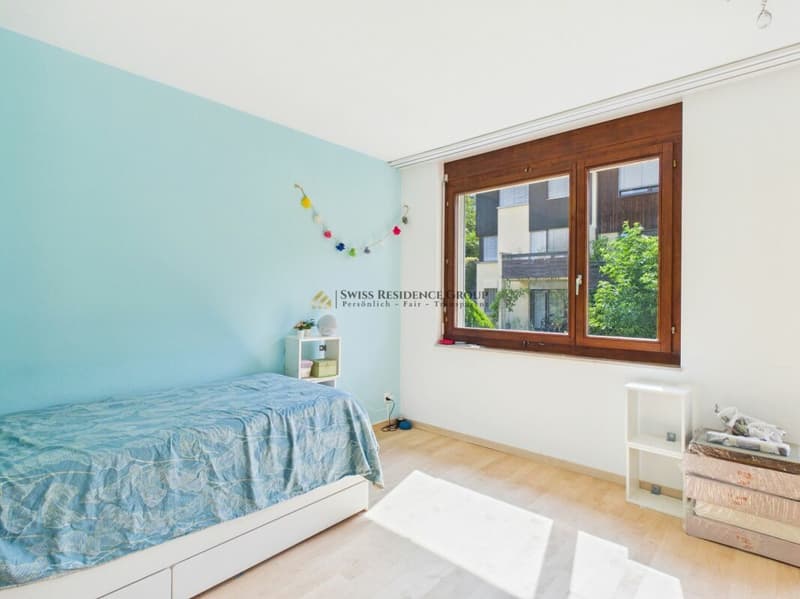 Traumhaftes Wohnen am Fusse des Üetlibergs - Stilvolles 6.5-Zimmer-Doppelhaus (10)