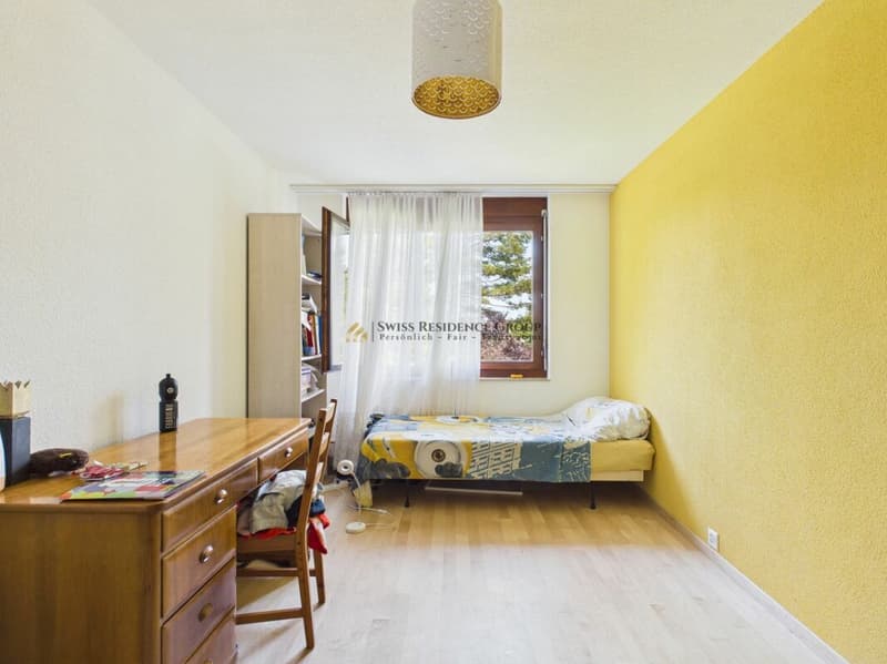 Traumhaftes Wohnen am Fusse des Üetlibergs - Stilvolles 6.5-Zimmer-Doppelhaus (9)