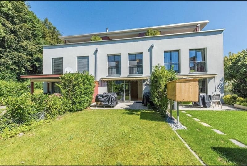 Exklusives Reiheneinfamilienhaus in Risch mit Zugersee-Blick (3)