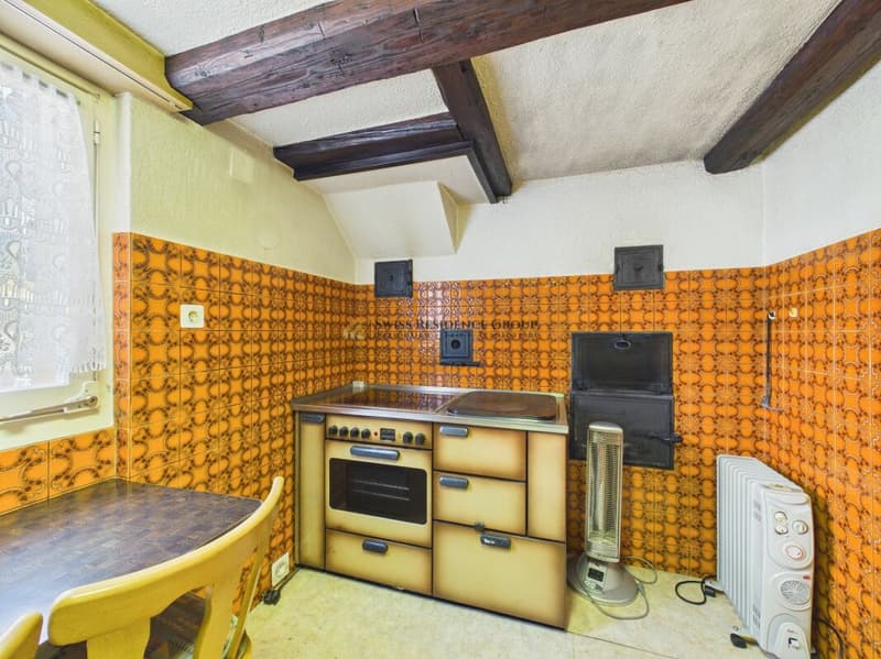 Ein Zuhause mit Charakter - Viel Platz, eigener Garten und grosses Potenzial (5)