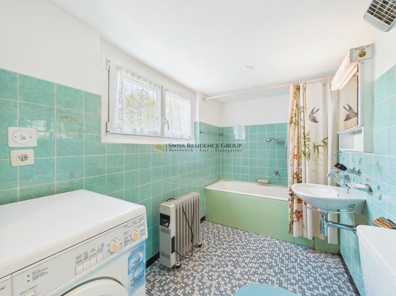 Ein Zuhause mit Charakter - Viel Platz, eigener Garten und grosses Potenzial (7)