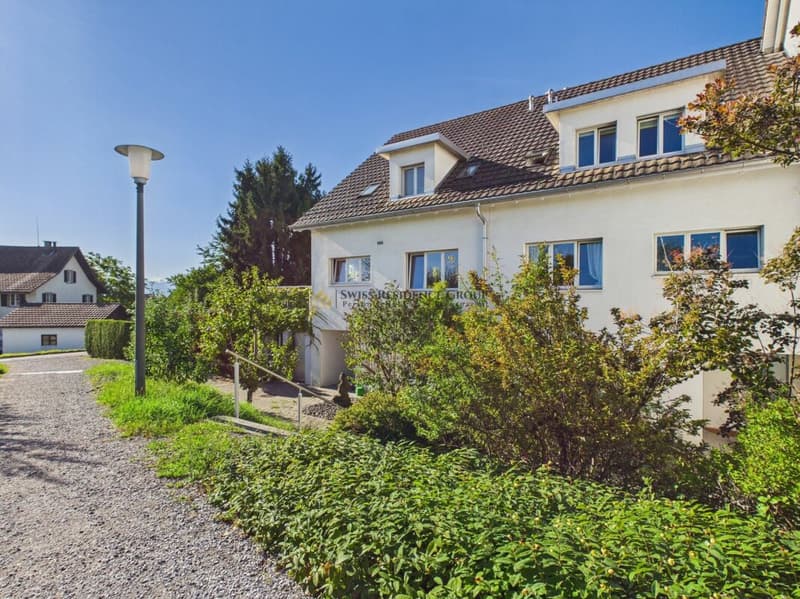 Familienidyll mit Garten und grossem Balkon (19)