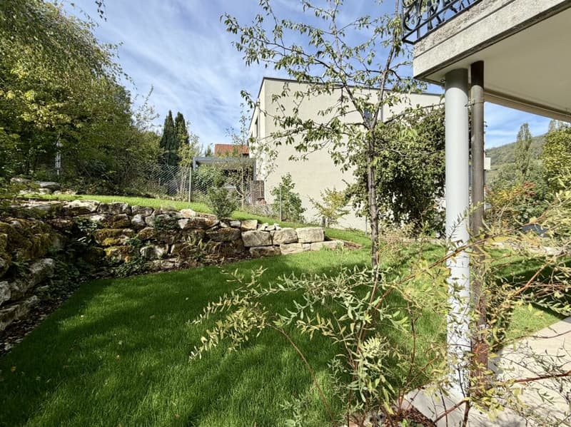 Grosszügiges 6.5-Zimmer-Einfamilienhaus mit Traumgarten in Wettingen (28)