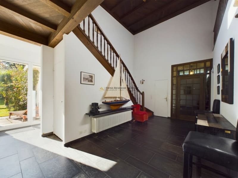 Villa mit Charakter, Seesicht und aussergewöhnlicher Flexibilität (9)