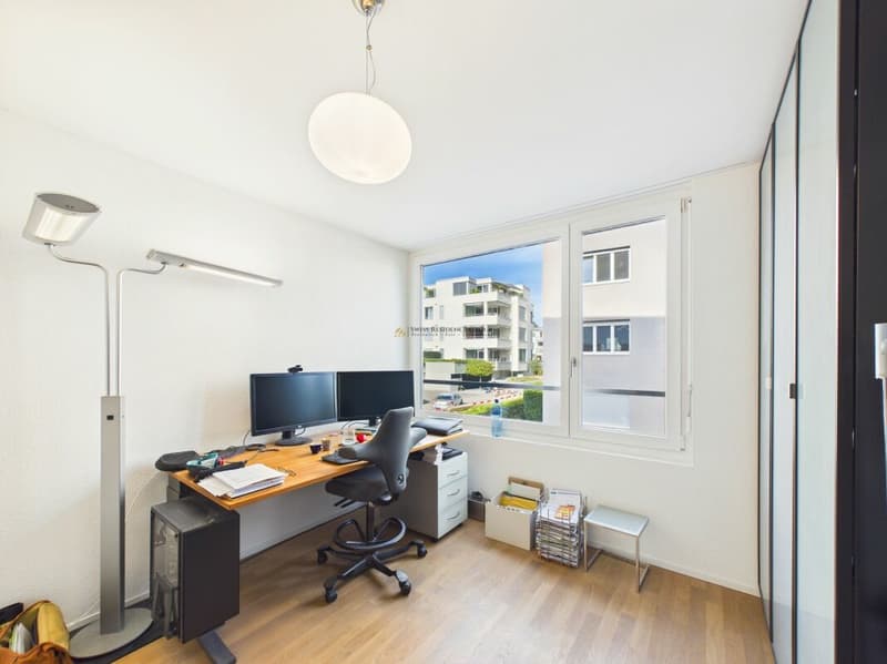 Lichtdurchflutete 4.5-Zimmer-Wohnung mit grosszügigem Sonnenbalkon (13)