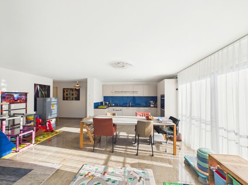 Lichtdurchflutete 4.5-Zimmer-Wohnung mit grosszügigem Sonnenbalkon (9)