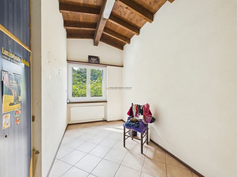 Bellissima casa con la vista mozzafiato (17)