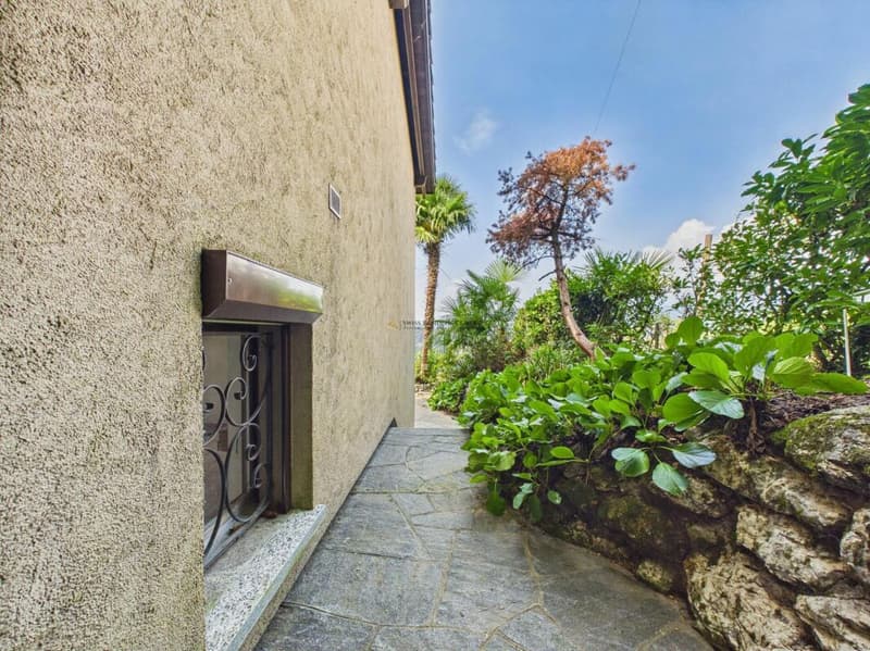 Bellissima casa con la vista mozzafiato (23)