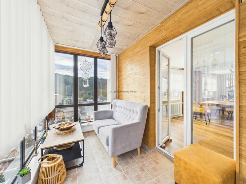 Wohnen mit Weitsicht - freistehendes Einfamilienhaus an sonniger Hanglage (9)