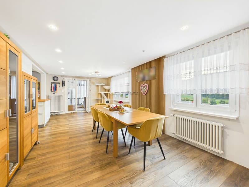 Wohnen mit Weitsicht - freistehendes Einfamilienhaus an sonniger Hanglage (3)
