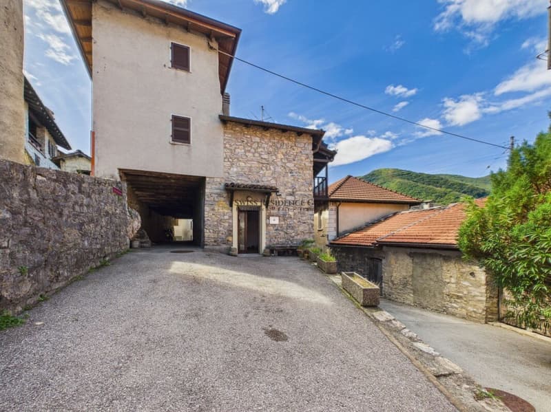 Casa 4,5 locali con vista sul Monte Generoso (1)