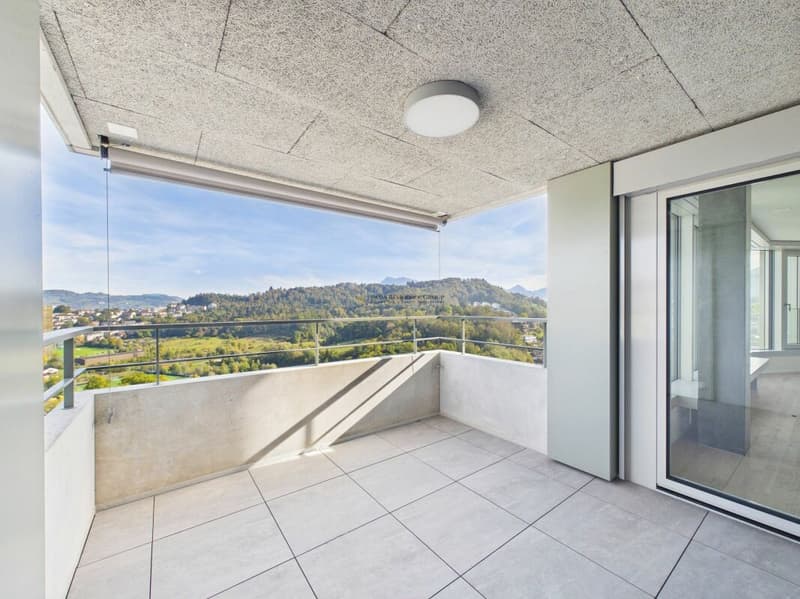Above the Ordinary - Exklusives Wohnen im 26. Stock des Pilatus Towers (13)