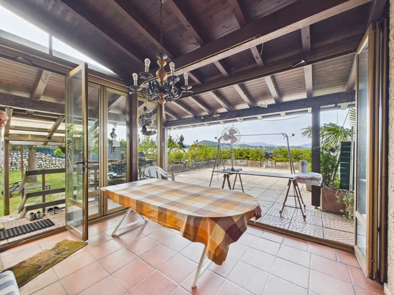 Bellissima casa con la vista mozzafiato (15)