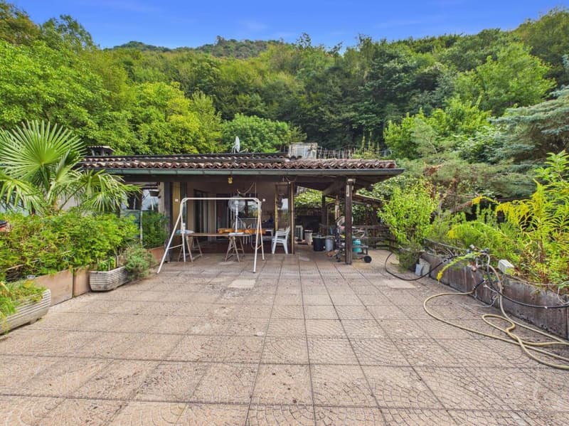 Bellissima casa con la vista mozzafiato (26)