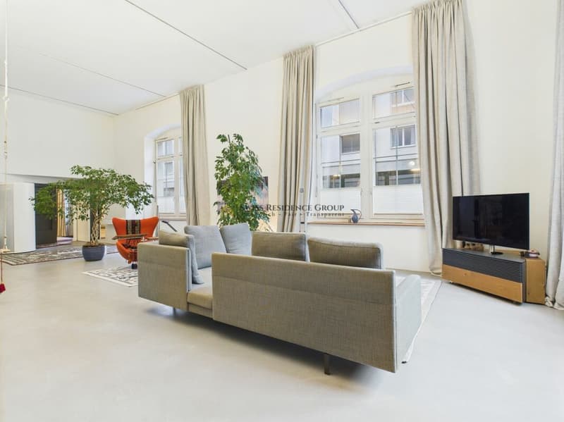 Aussergewöhnliches Designloft mit historischem Charme und privatem Garten (27)
