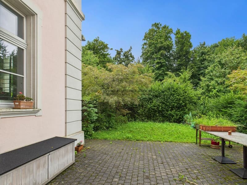 Aussergewöhnliches Designloft mit historischem Charme und privatem Garten (9)