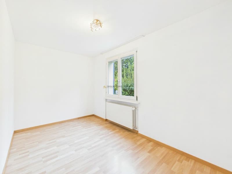 Exklusives 6.5-Zimmer-Einfamilienhaus mit grosszügigem Garten (7)