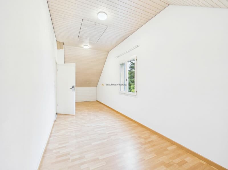 Exklusives 6.5-Zimmer-Einfamilienhaus mit grosszügigem Garten (16)