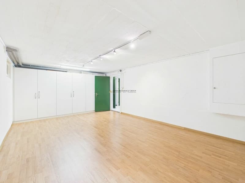Exklusives 6.5-Zimmer-Einfamilienhaus mit grosszügigem Garten (6)