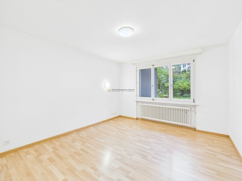 Exklusives 6.5-Zimmer-Einfamilienhaus mit grosszügigem Garten (3)