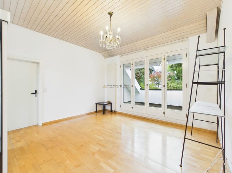 Exklusives 6.5-Zimmer-Einfamilienhaus mit grosszügigem Garten (17)