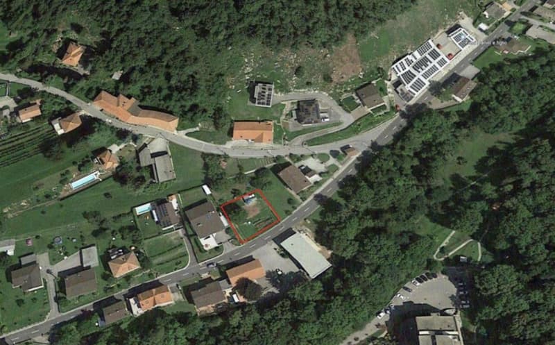 Bauland in Arzo - Einmalige Gelegenheit für den Bau Ihres Traumhauses 520 m2 (4)