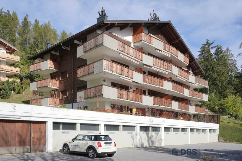 Appartement 1.5 pièces avec balcons  et parking (1)