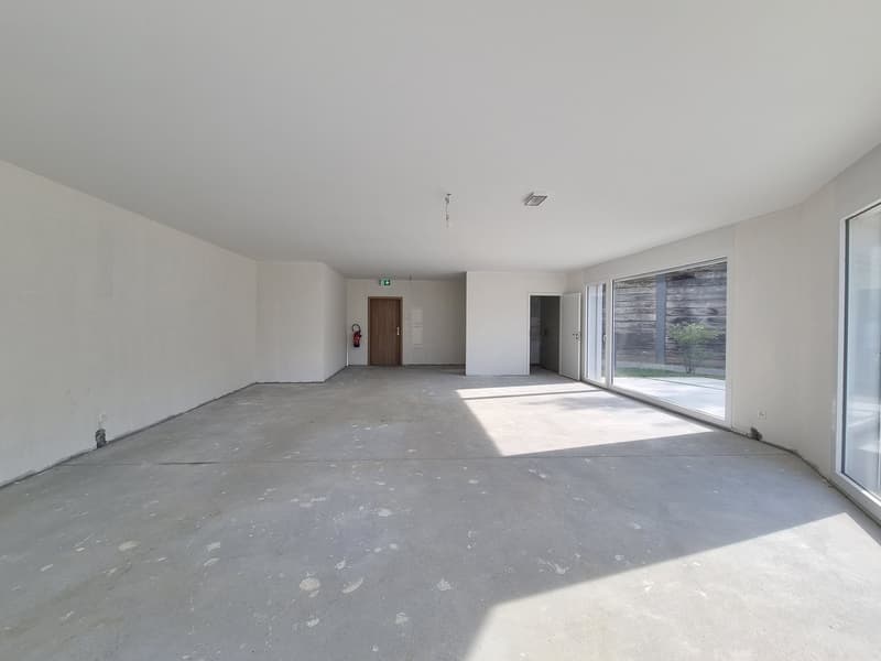 NEUF ! SURFACE COMMERCIALE DE 75m² AVEC TERRASSE-JARDIN (5)