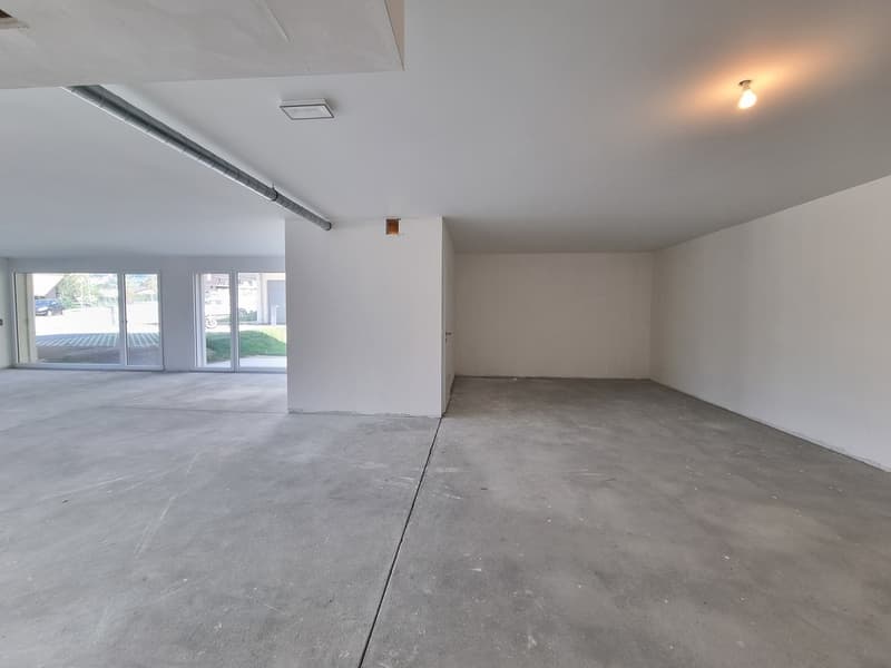 NEUF ! SURFACE COMMERCIALE DE 131 m² AVEC TERRASSE-JARDIN (5)