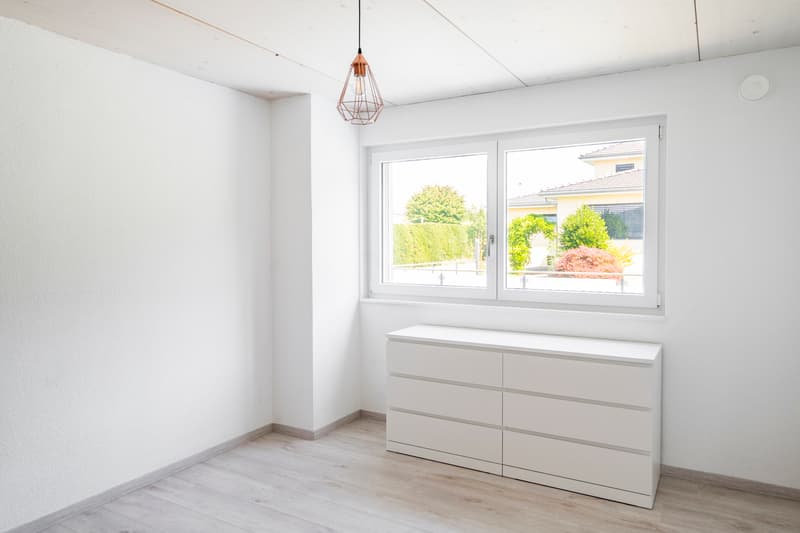 Vue panoramique pour cette villa de 6.5 pces (8)