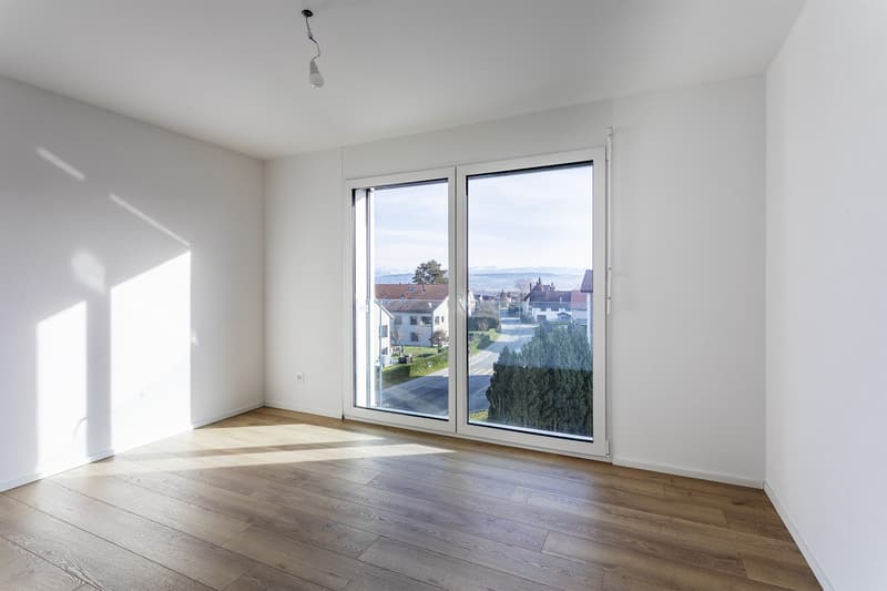 4.5P EN ATTIQUE AVEC PARKING SOUTERRAIN  LOT 6 (5)