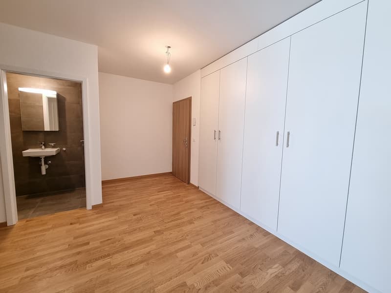 APPARTEMENT DE 2.5 PIÈCES AVEC TERRASSE-JARDIN (3)