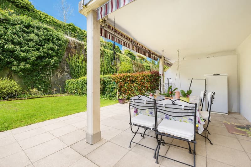Appartement traversant de 4.5 pièces avec jardin (2)