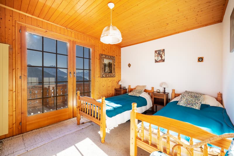 Charmant appartement style chalet avec cheminée au centre du village ! (10)