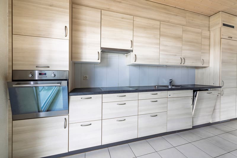 Bel appartement mansardé de 3.5 pièces (5)