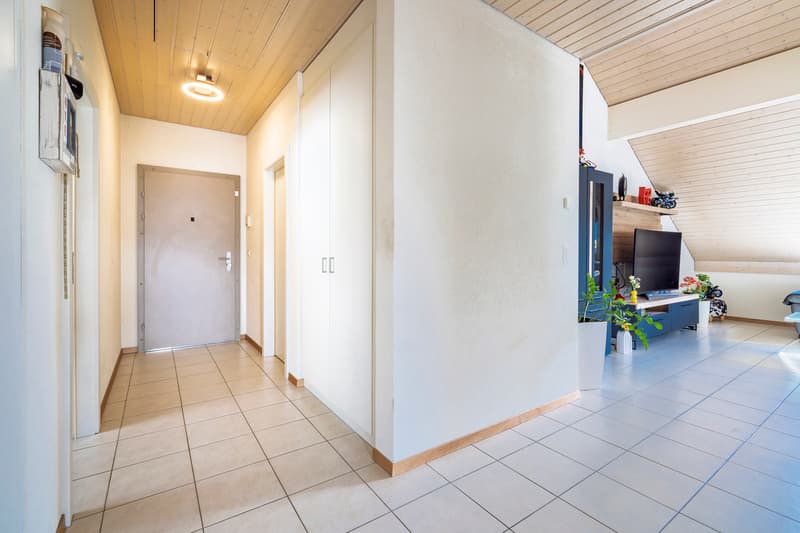 Bel appartement mansardé de 3.5 pièces (4)
