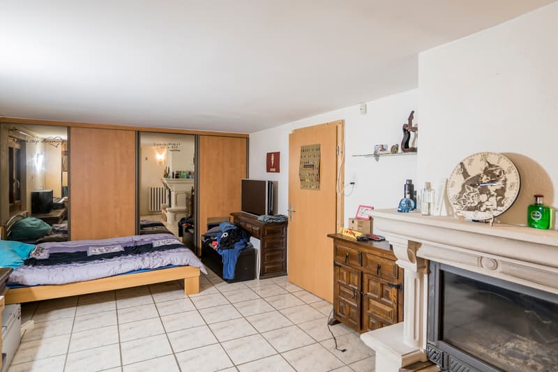 Chambre rez inférieur