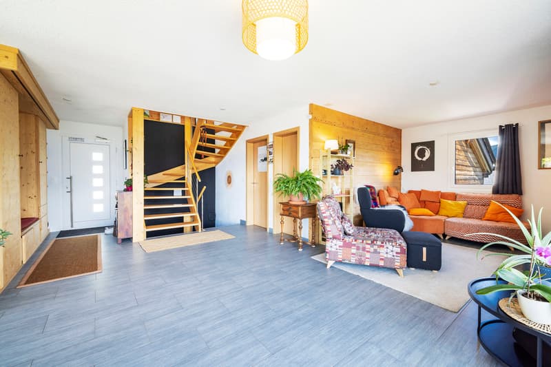 Chalet d'exception dans un quartier verdoyant et tranquille (9)