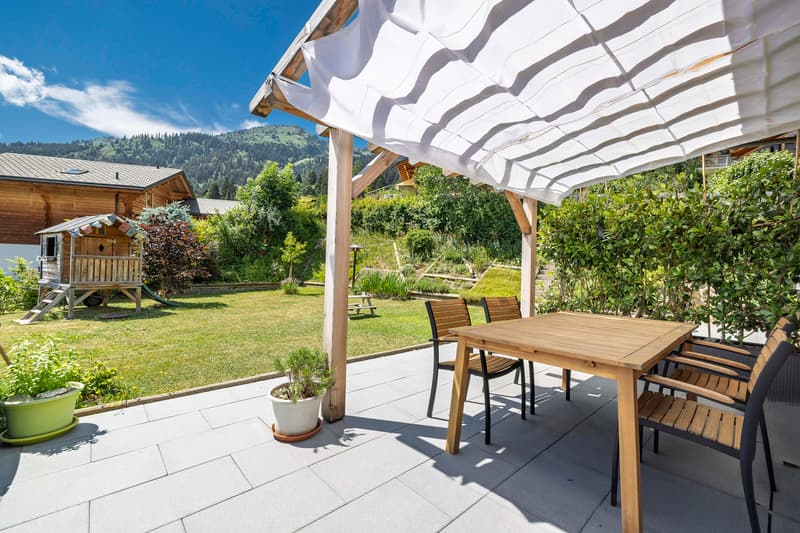 Chalet d'exception dans un quartier verdoyant et tranquille (3)