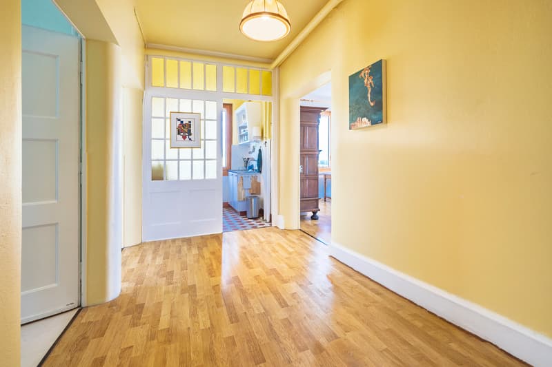 Appartement de 3 pièces avec vue à couper le souffle (5)